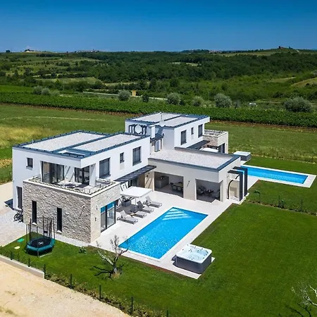 Beautiful Luna & Sole Villa *