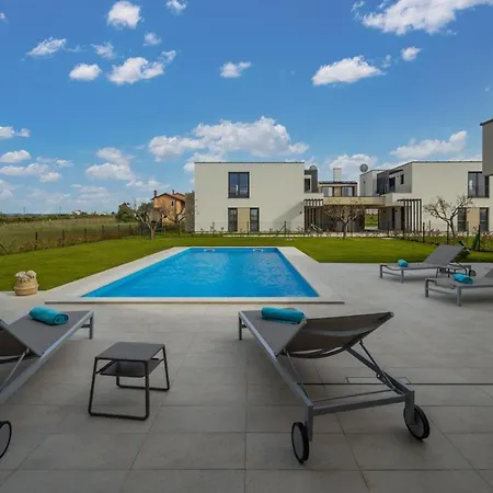 Beautiful Luna & Sole Villa Brtonigla